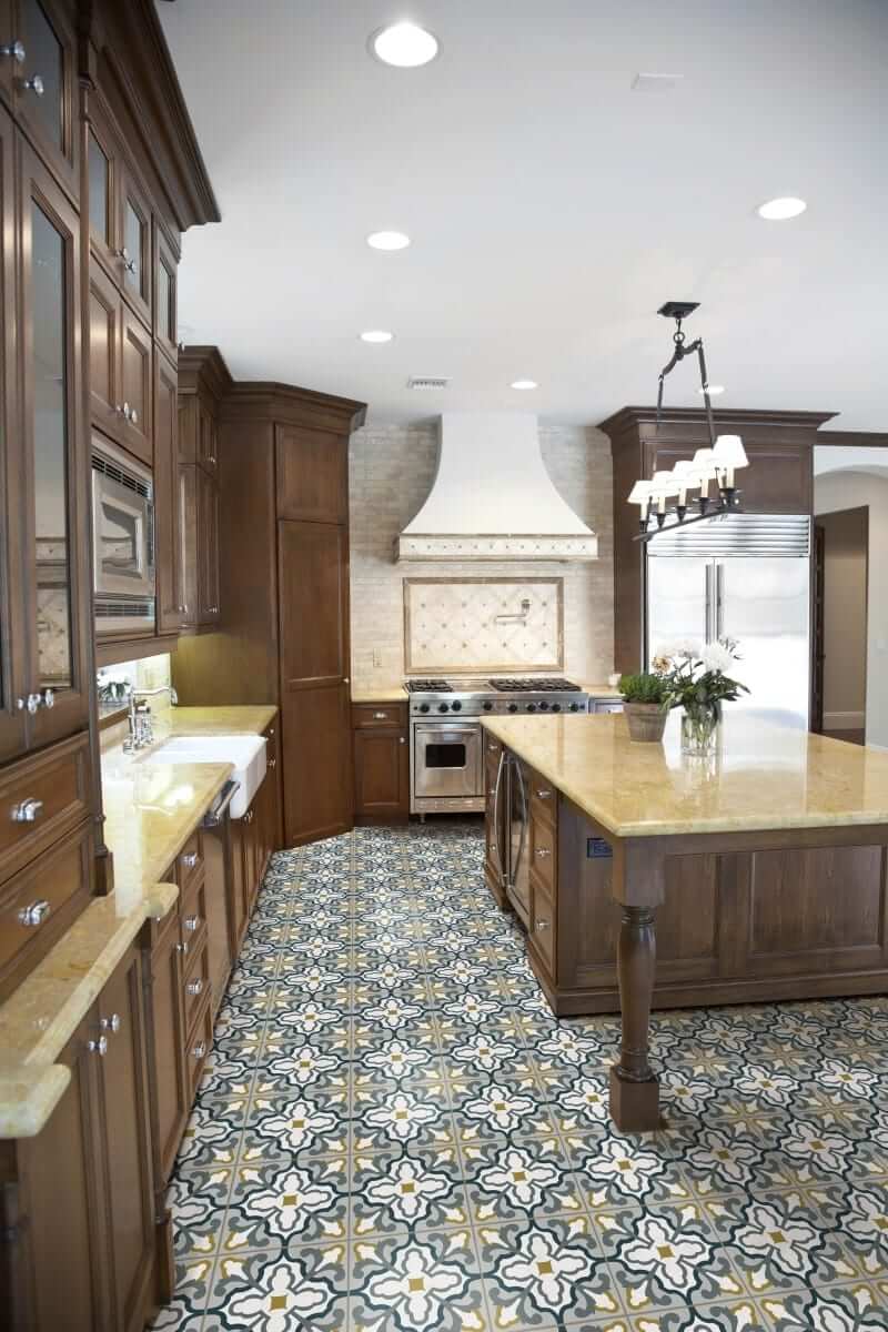 Beautiful patterned cement tiles in the kitchen 